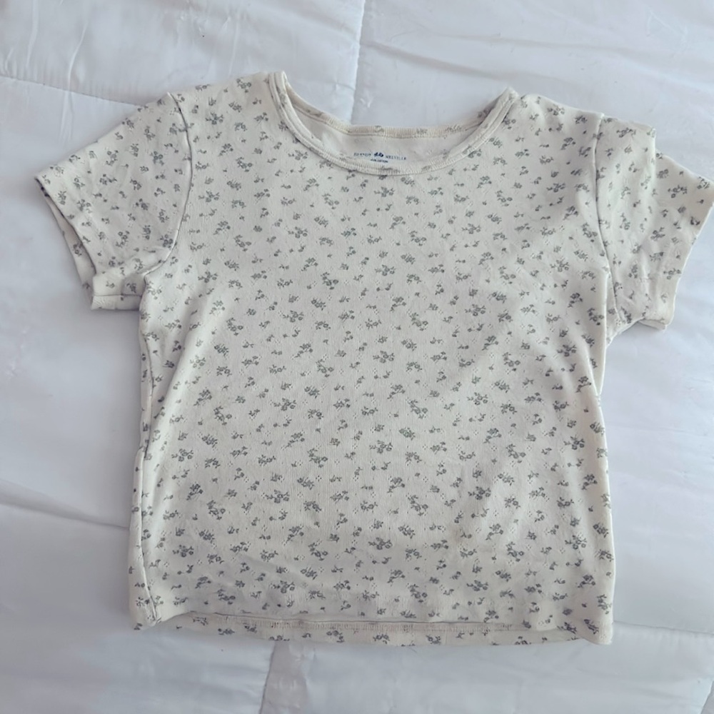 Brandy Melville top worn once great condition
